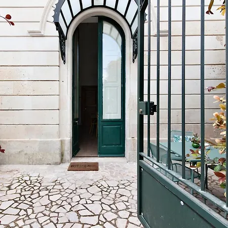 De Franchis - Smart Hotel apartamentowy *